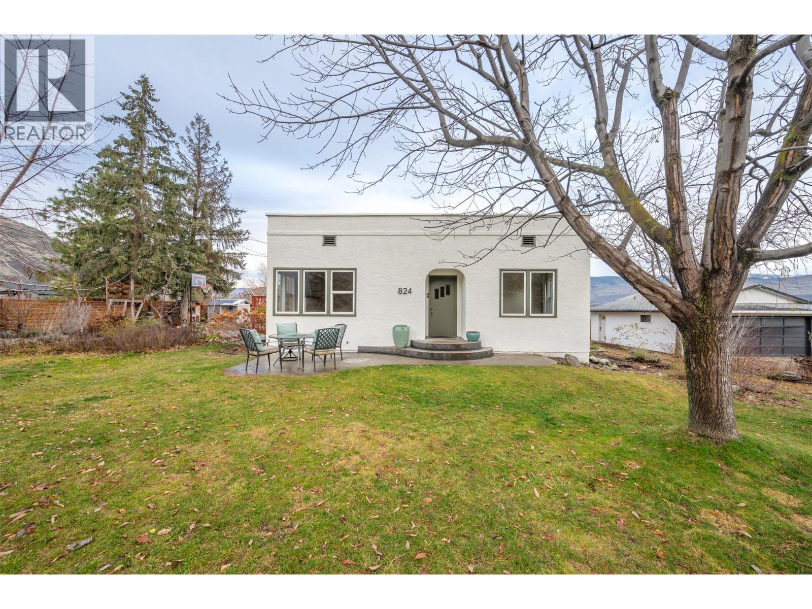 824 Road 2. Oliver, British Columbia