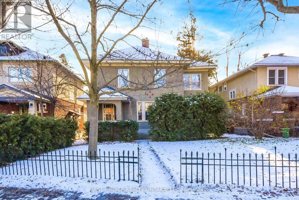 142 Broadway Avenue, Ottawa