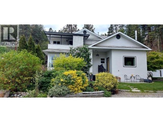 5706 Butler Street. Summerland, British Columbia