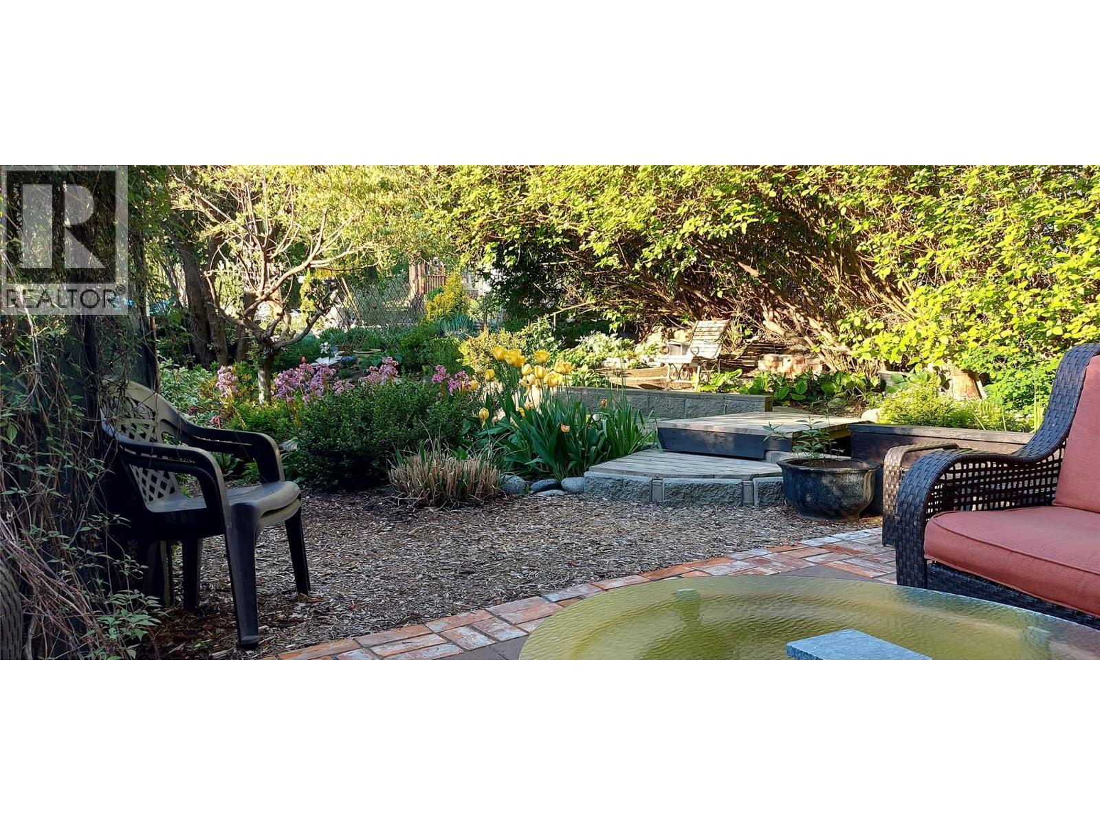 5706 Butler Street. Summerland, British Columbia