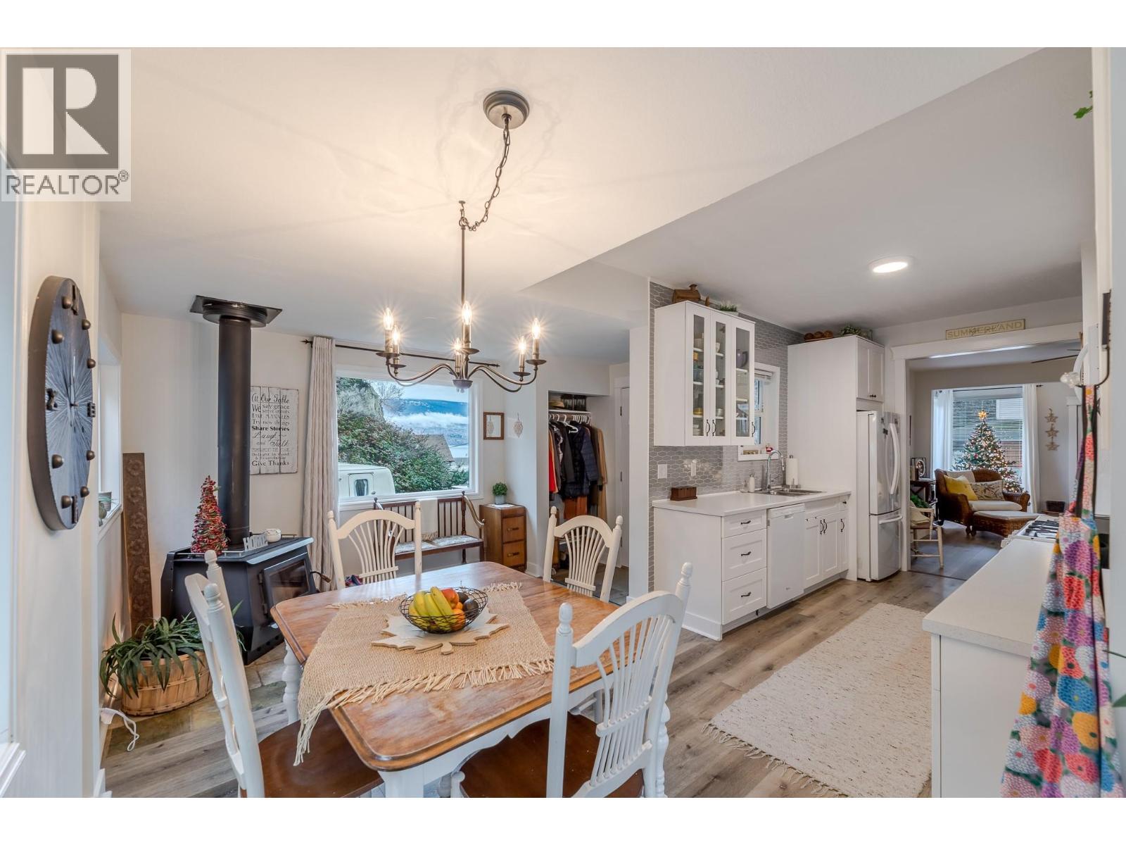 5706 Butler Street. Summerland, British Columbia