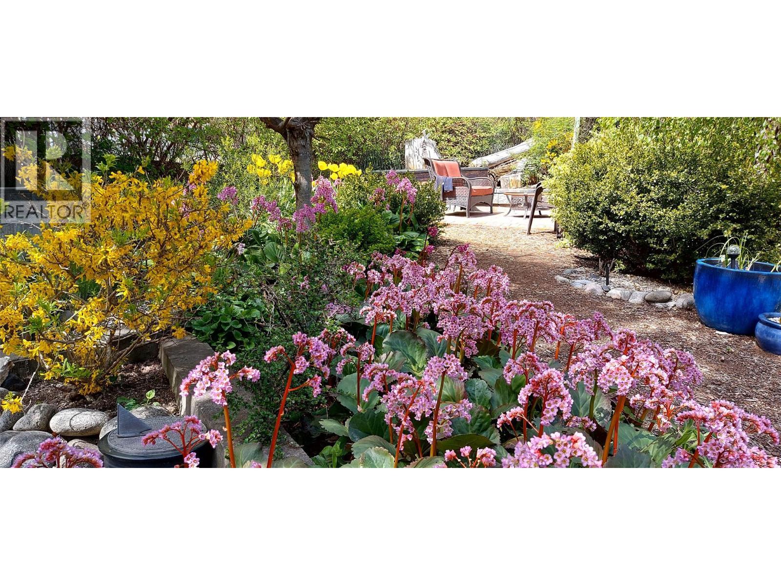 5706 Butler Street. Summerland, British Columbia