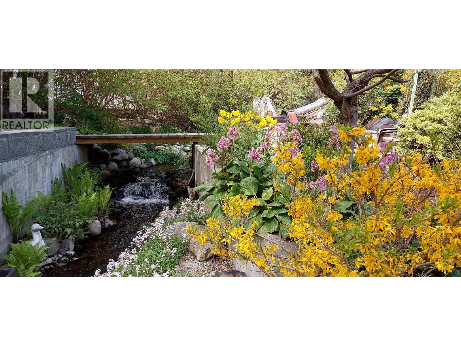 5706 Butler Street. Summerland, British Columbia