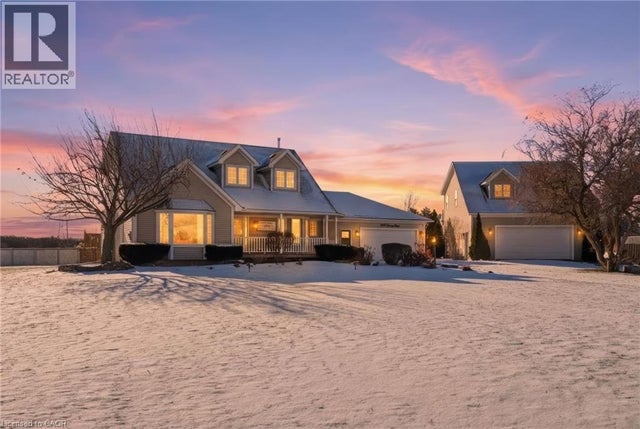 5940 Young Street, Grimsby