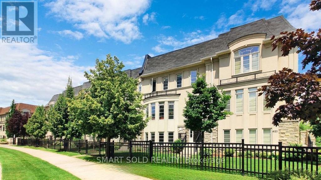 4123 Shipp Drive, Mississauga (city Centre)