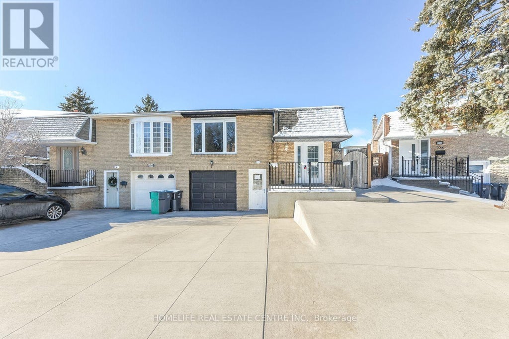 103 Salisbury Circle, Brampton (brampton North)