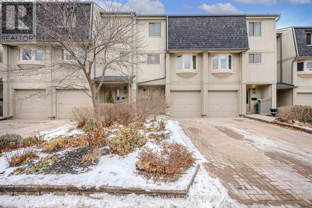 50 - 1060 Walden Circle, Mississauga (clarkson)