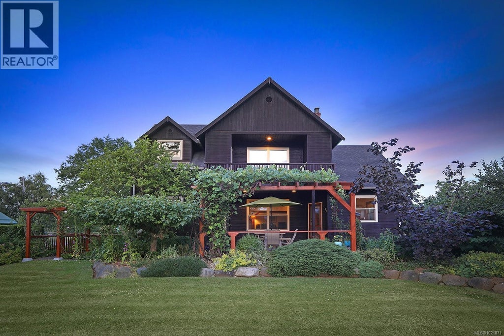 3713 Dove Creek Road, Courtenay