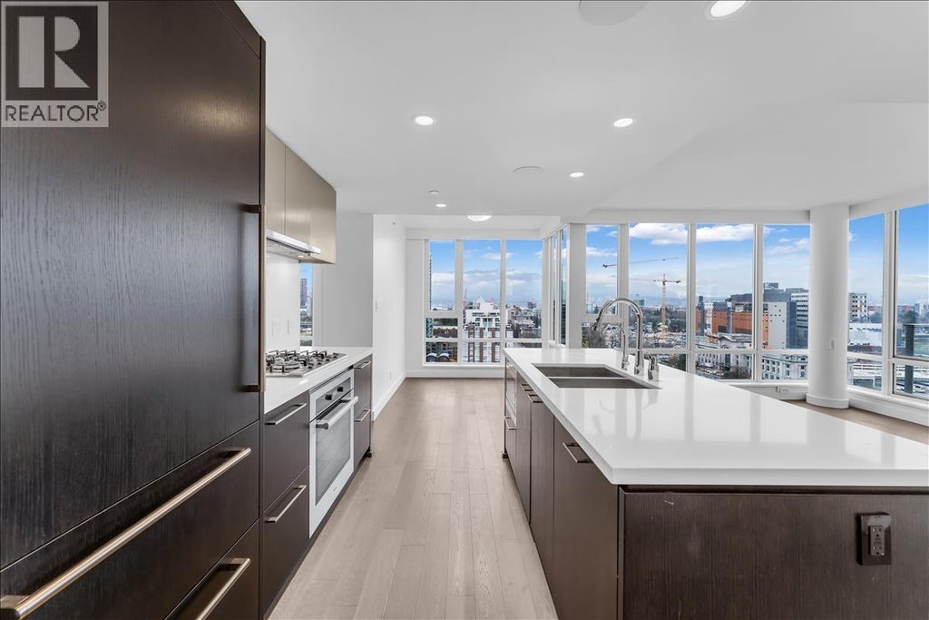 2016 1618 Quebec Street, Vancouver