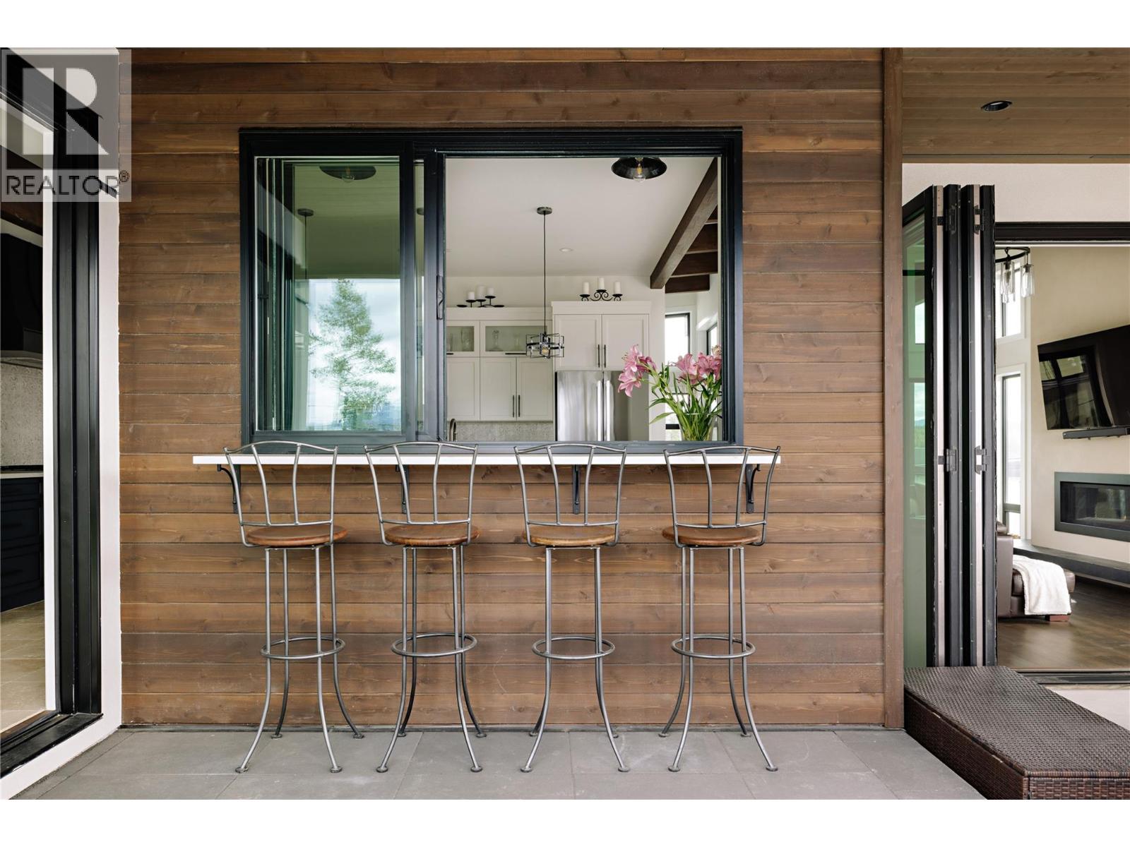 9532 Benchland Drive. Lake Country, British Columbia