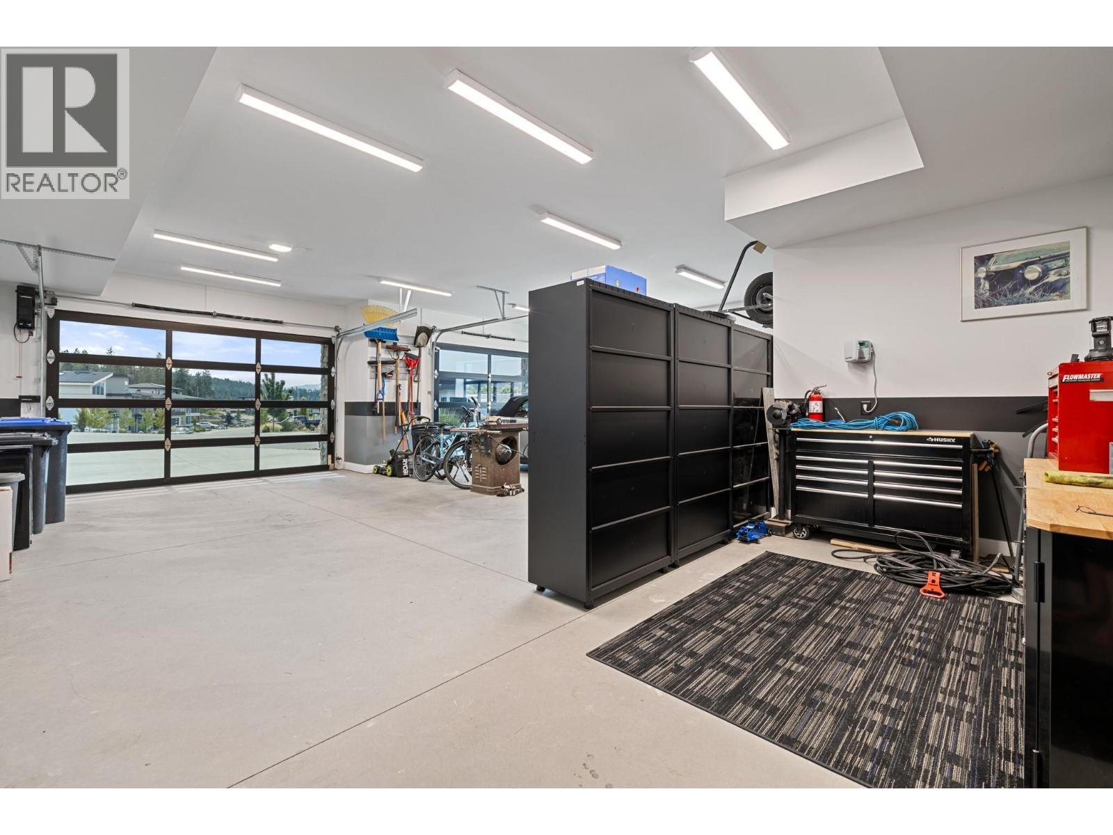 9532 Benchland Drive. Lake Country, British Columbia