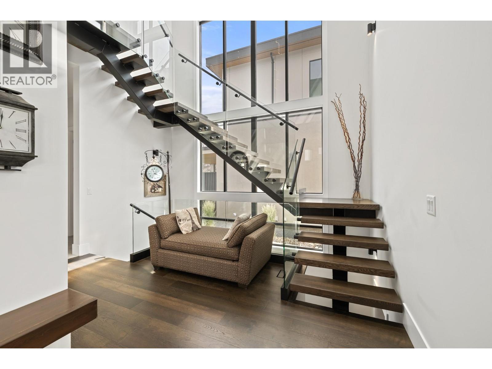 9532 Benchland Drive. Lake Country, British Columbia