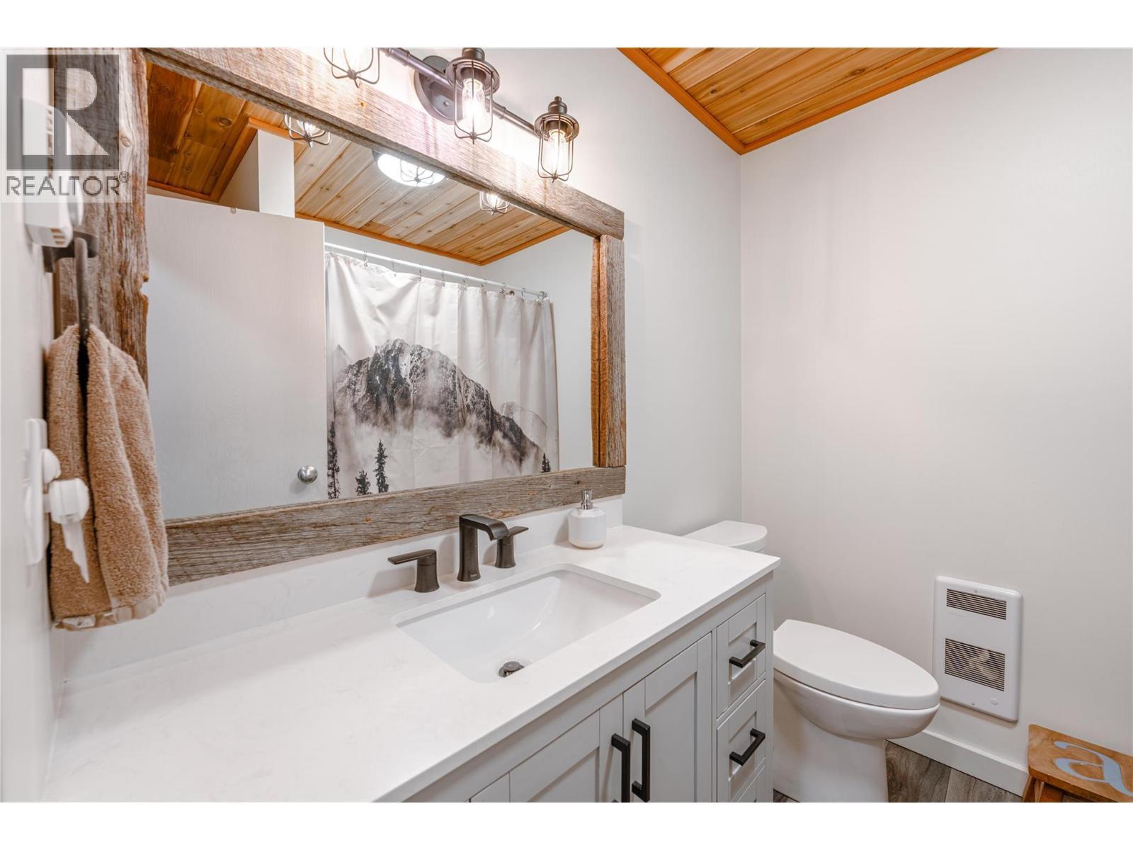 825 Ohlhausen Road. Revelstoke, British Columbia