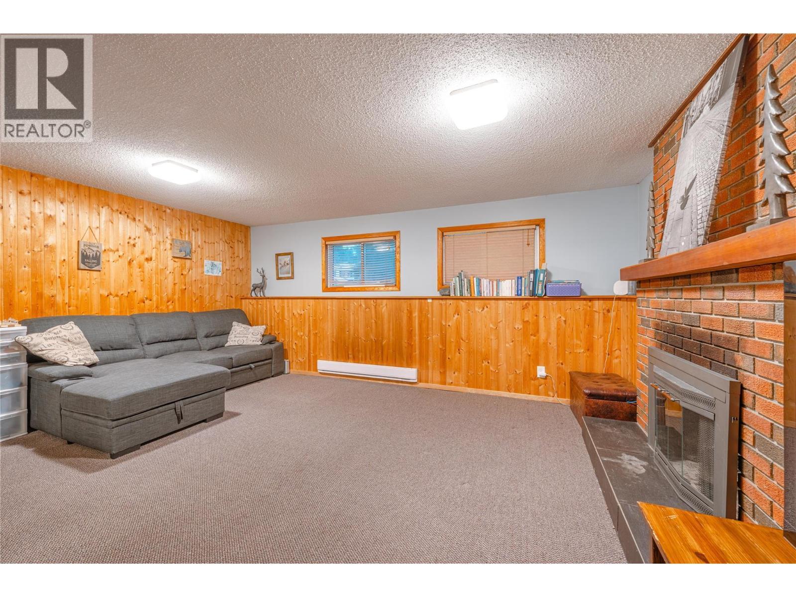 825 Ohlhausen Road. Revelstoke, British Columbia