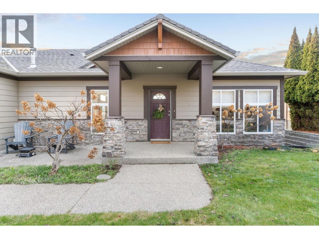3582 Camelback Drive, Kelowna