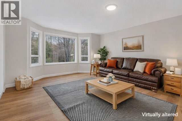 Photo of Listing #10370700