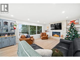 2022 Eagle Bay Road. Blind Bay, British Columbia