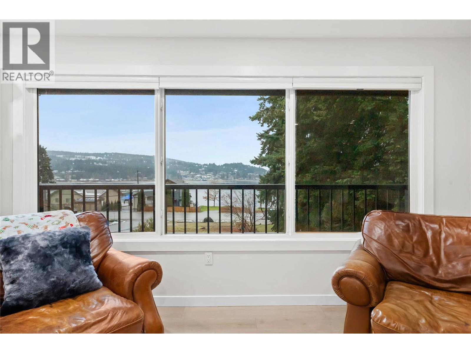 2022 Eagle Bay Road. Blind Bay, British Columbia