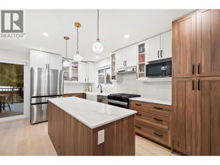 2022 Eagle Bay Road. Blind Bay, British Columbia