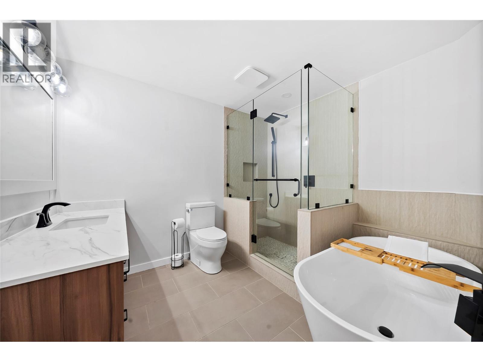 2022 Eagle Bay Road. Blind Bay, British Columbia