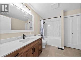 2022 Eagle Bay Road. Blind Bay, British Columbia