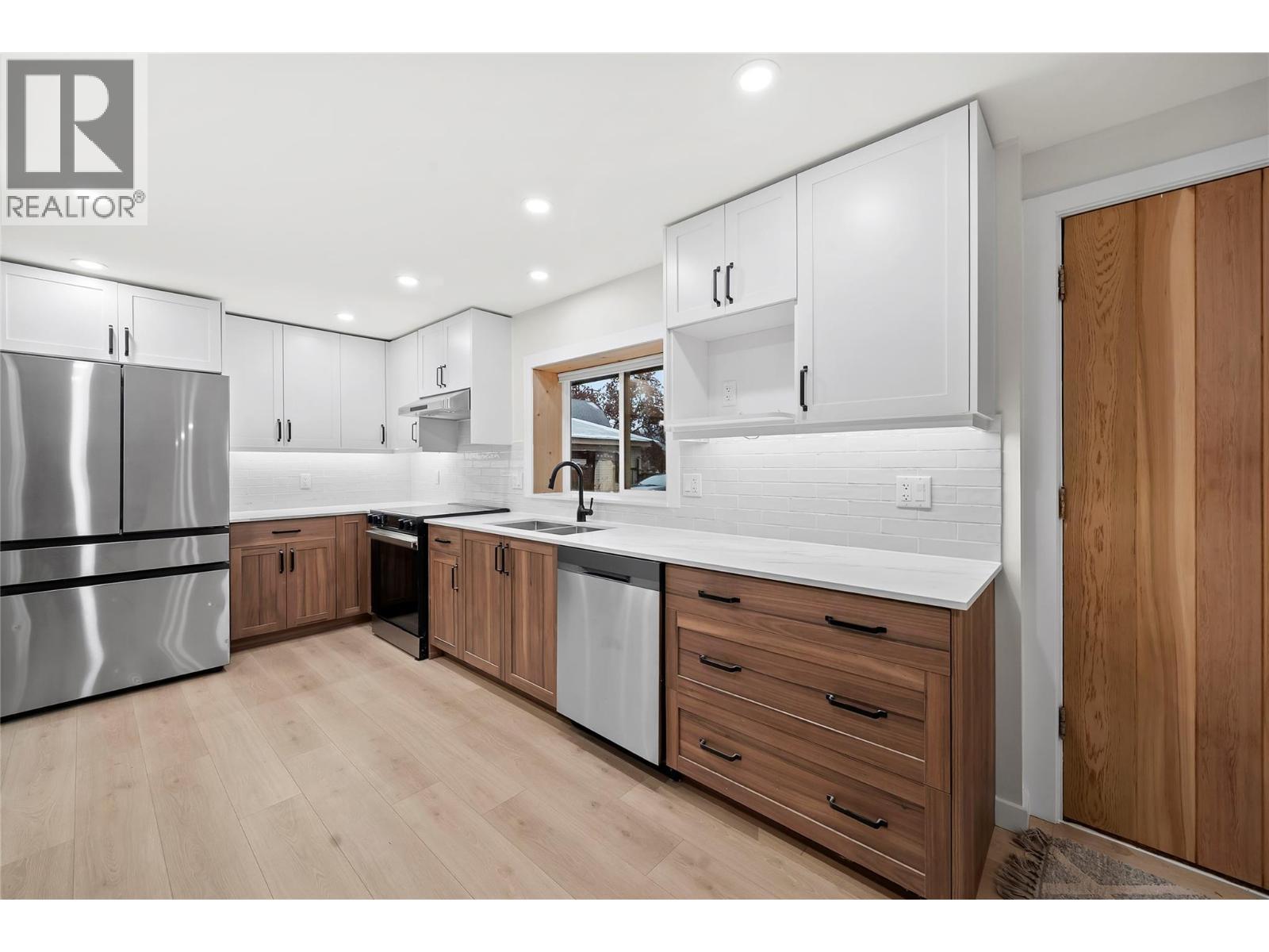 2022 Eagle Bay Road. Blind Bay, British Columbia