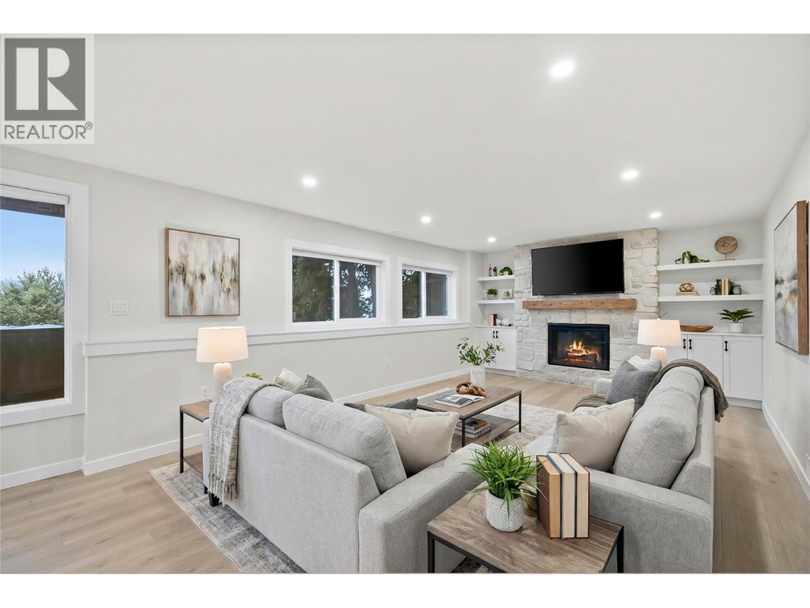 2022 Eagle Bay Road. Blind Bay, British Columbia