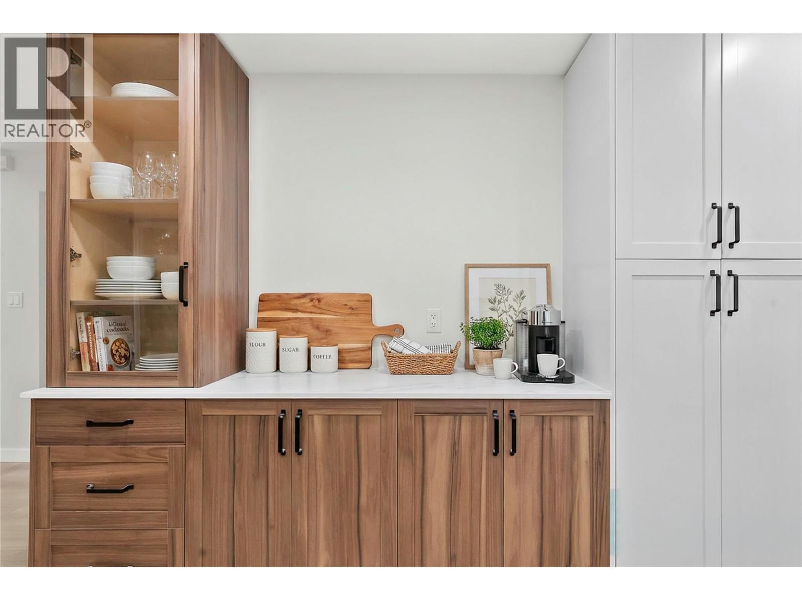 2022 Eagle Bay Road. Blind Bay, British Columbia