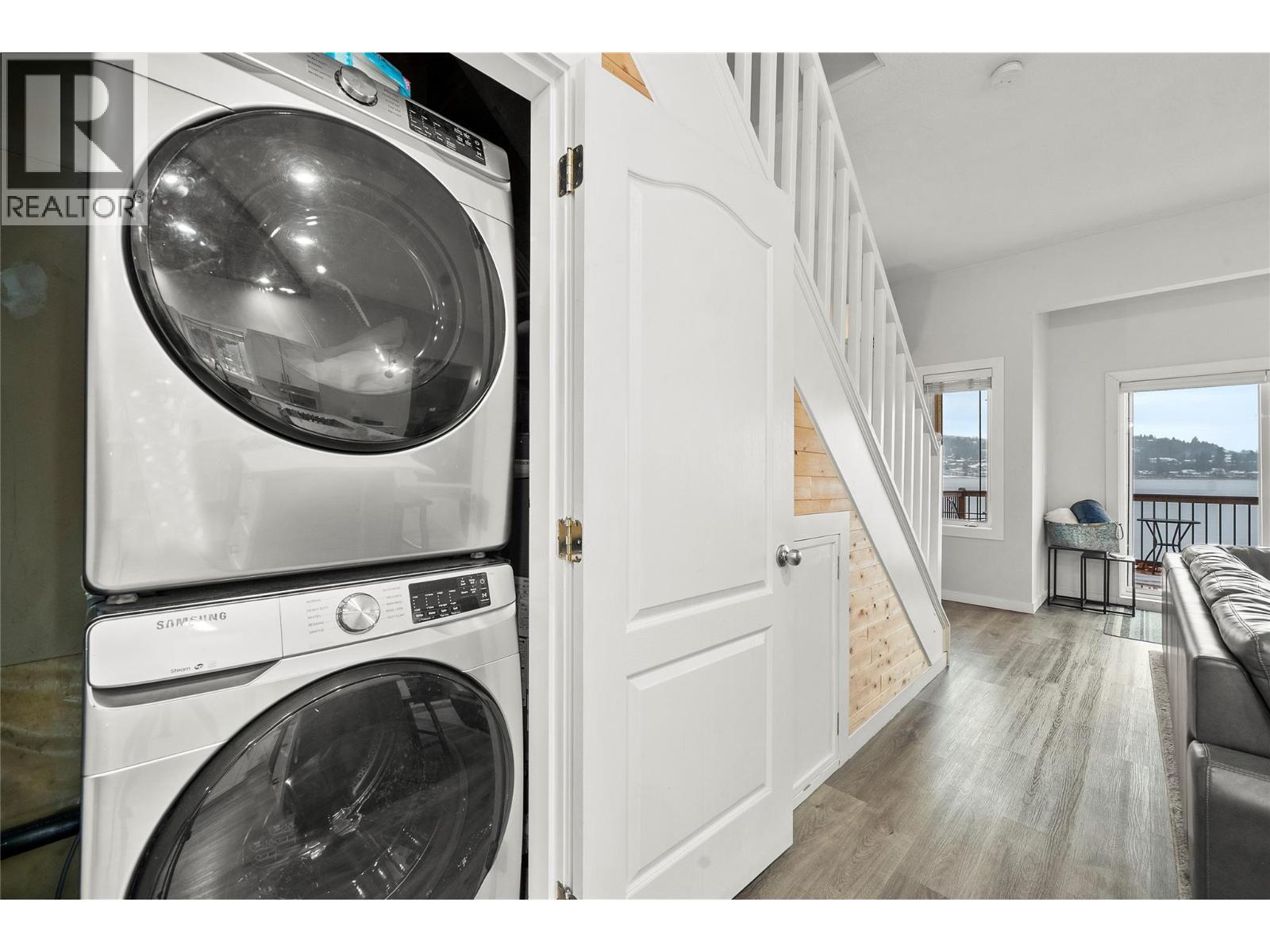 2022 Eagle Bay Road. Blind Bay, British Columbia