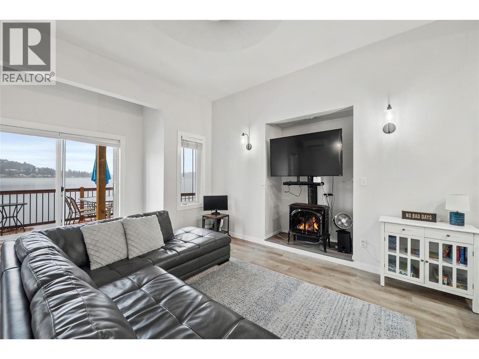 2022 Eagle Bay Road. Blind Bay, British Columbia