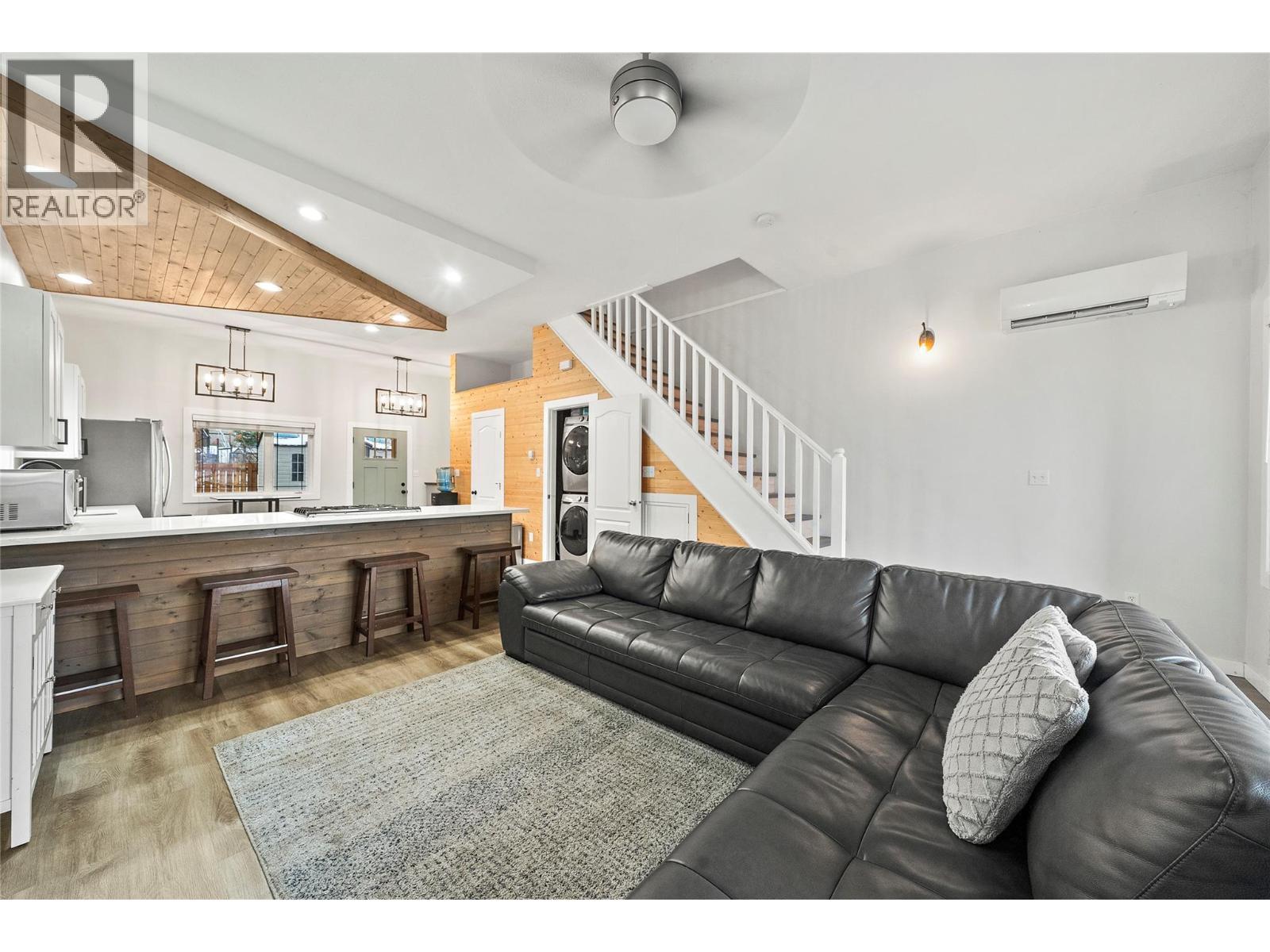 2022 Eagle Bay Road. Blind Bay, British Columbia