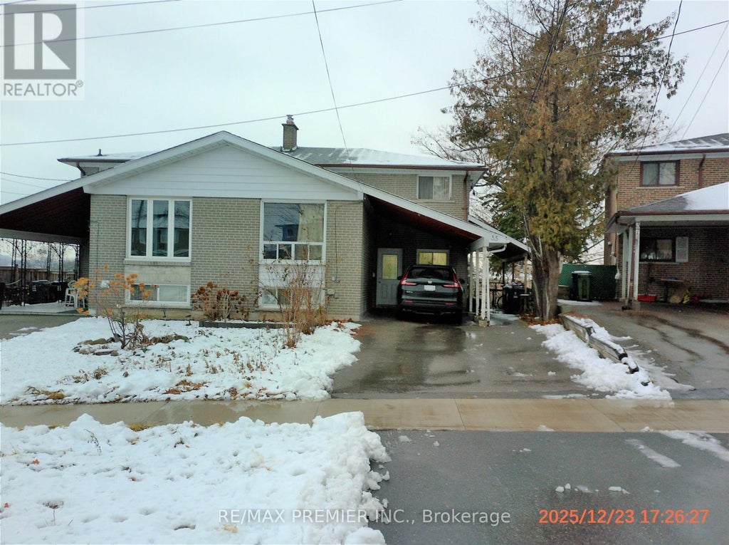 35 Faulkner Crescent, Toronto (humbermede)