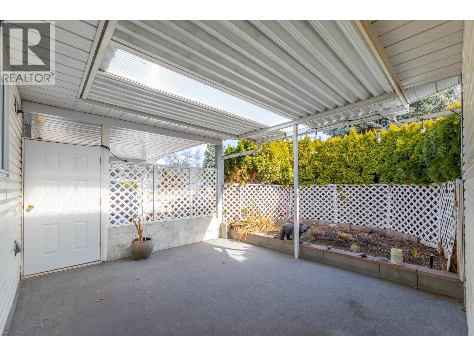 17017 Snow Avenue Unit# 12. Summerland, British Columbia