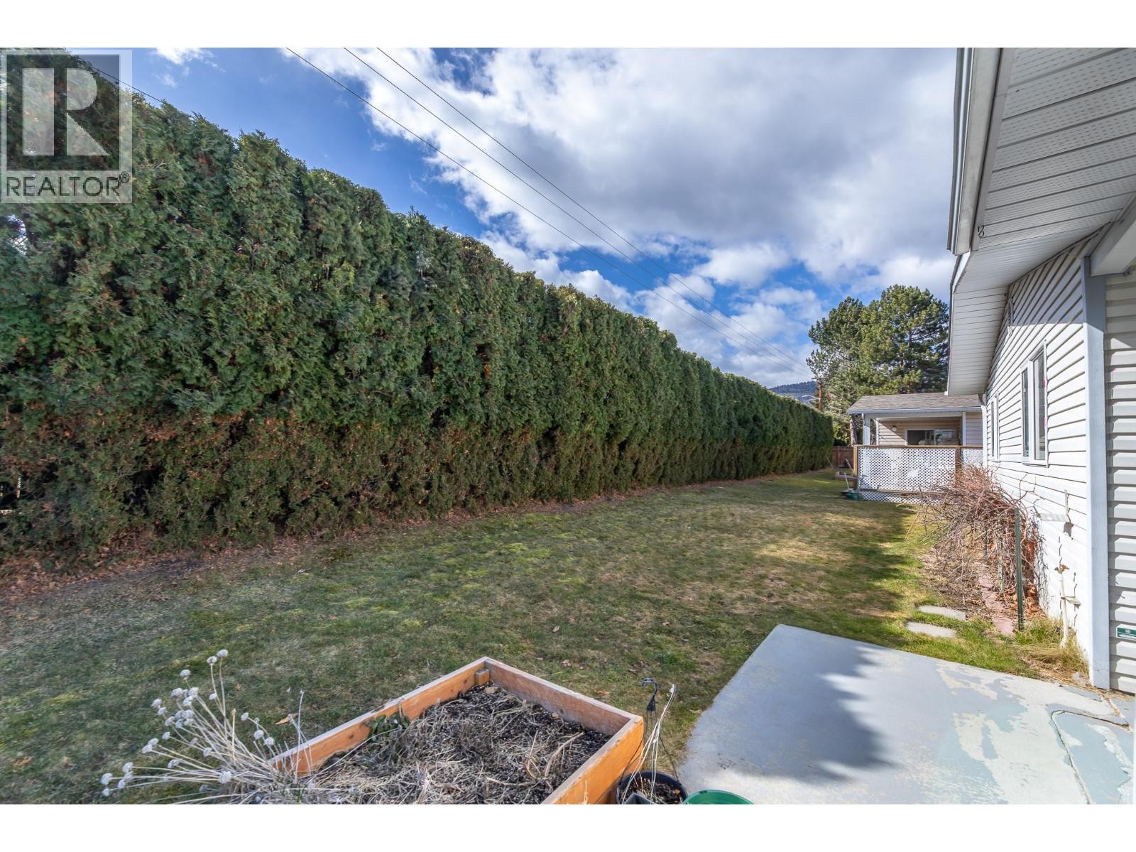 17017 Snow Avenue Unit# 12. Summerland, British Columbia