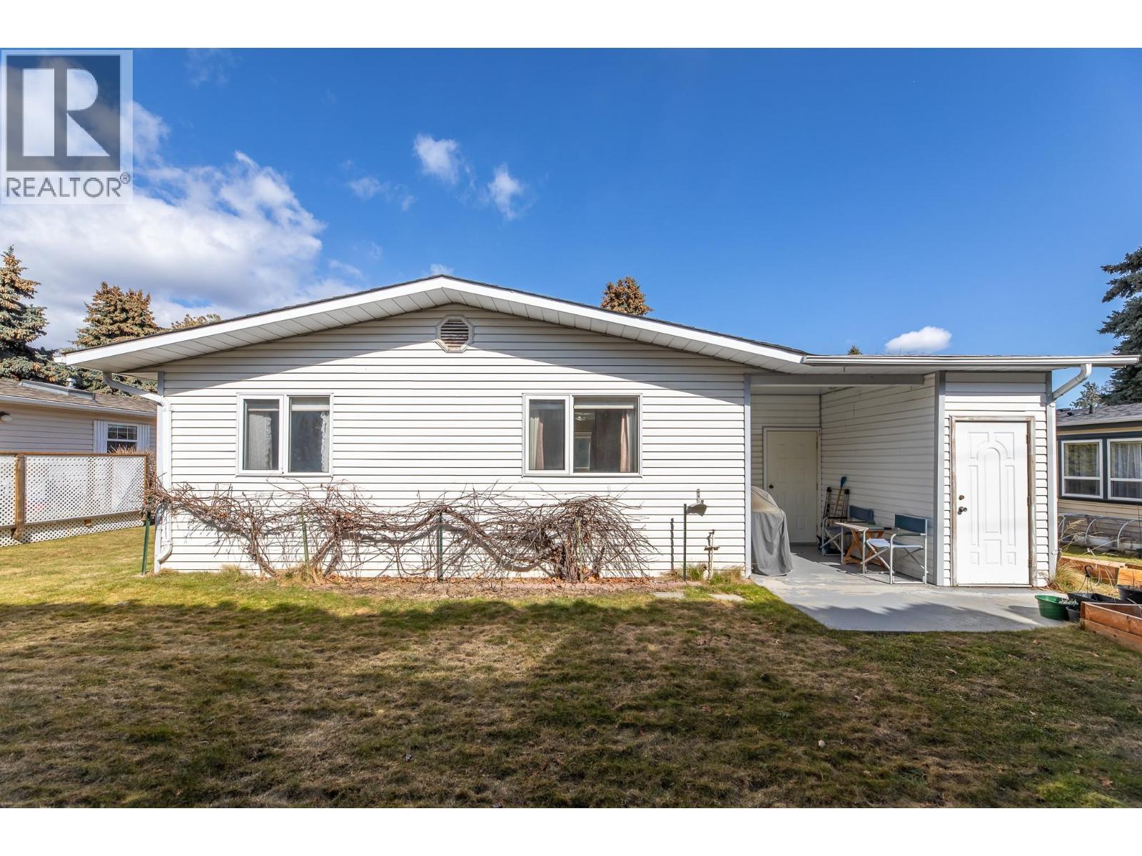 17017 Snow Avenue Unit# 12. Summerland, British Columbia