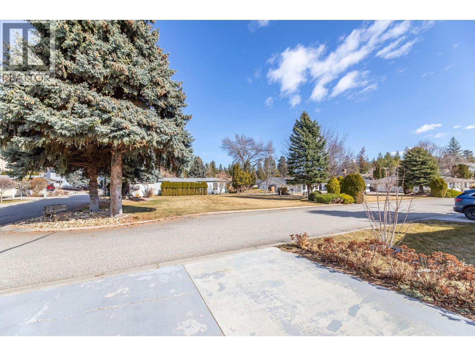 17017 Snow Avenue Unit# 12. Summerland, British Columbia