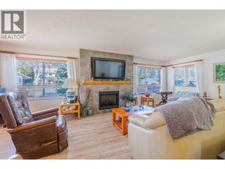 17017 Snow Avenue Unit# 12. Summerland, British Columbia