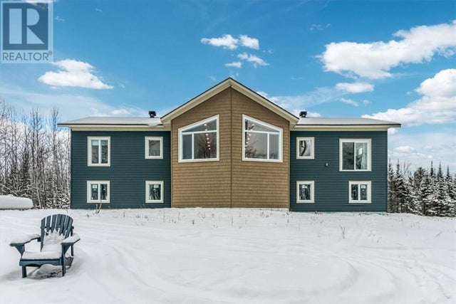 2132 Vermillion Lake Road, Chelmsford