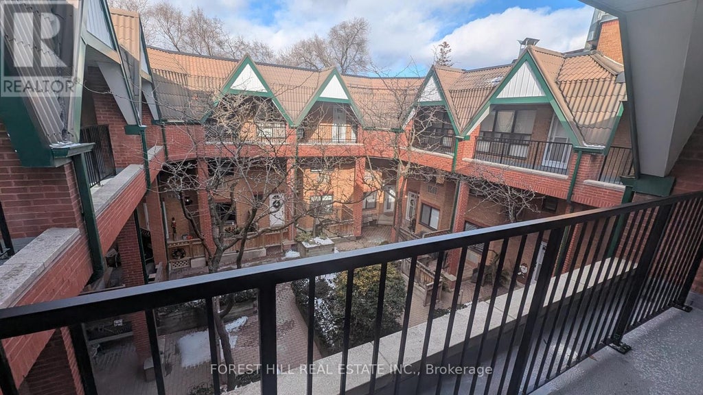 23 - 2112 Queen Street, Toronto (the Beaches)