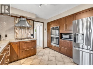 10112 Beavis Place. Summerland, British Columbia