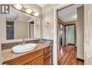 10112 Beavis Place. Summerland, British Columbia