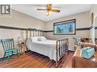 10112 Beavis Place. Summerland, British Columbia