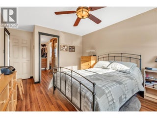 10112 Beavis Place. Summerland, British Columbia