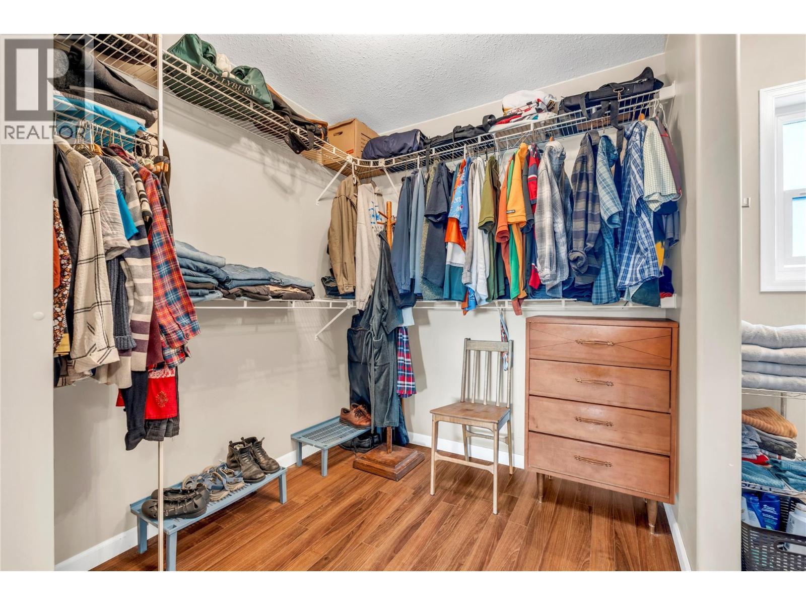 10112 Beavis Place. Summerland, British Columbia