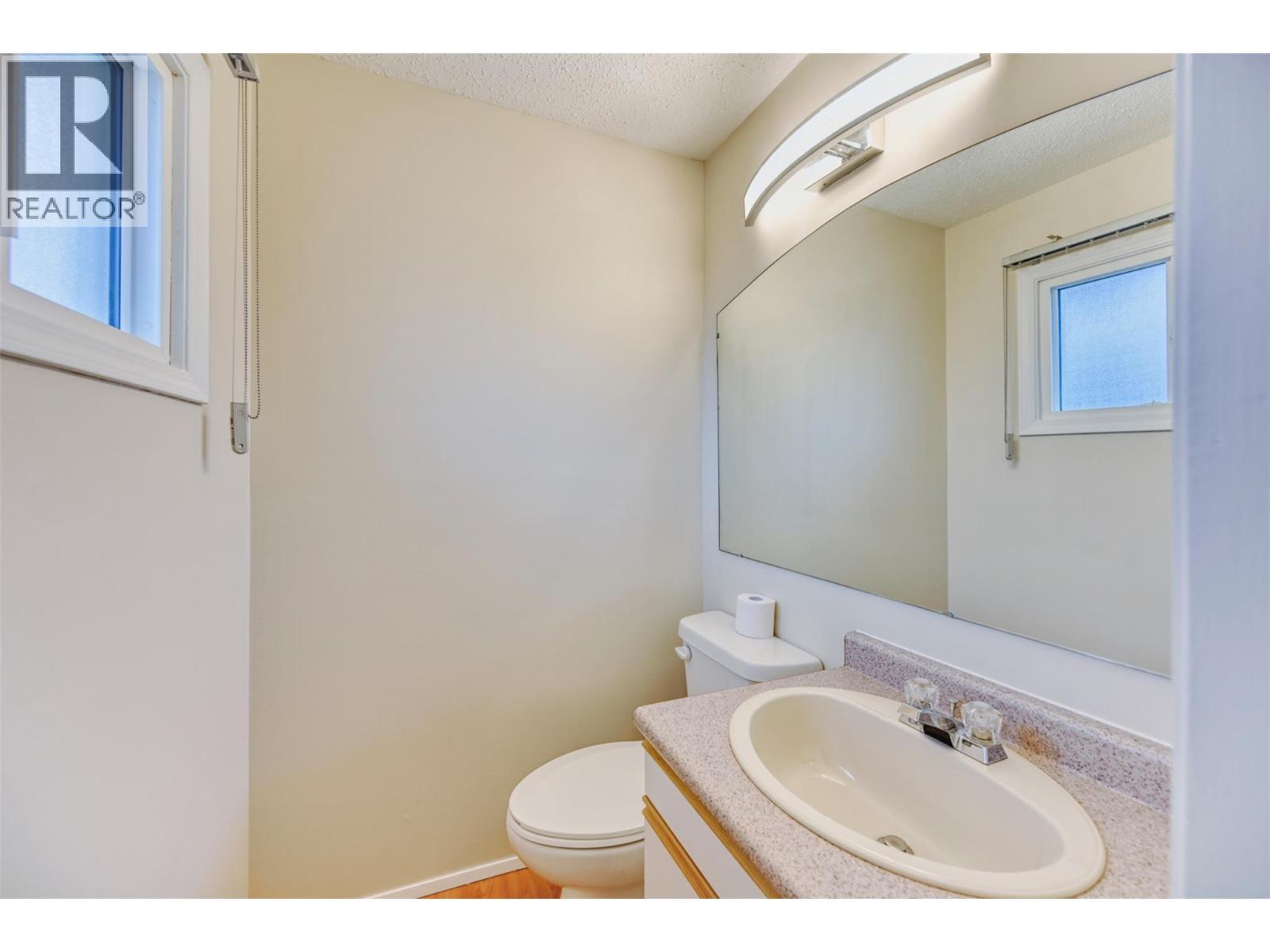 1415 91 Street. Osoyoos, British Columbia