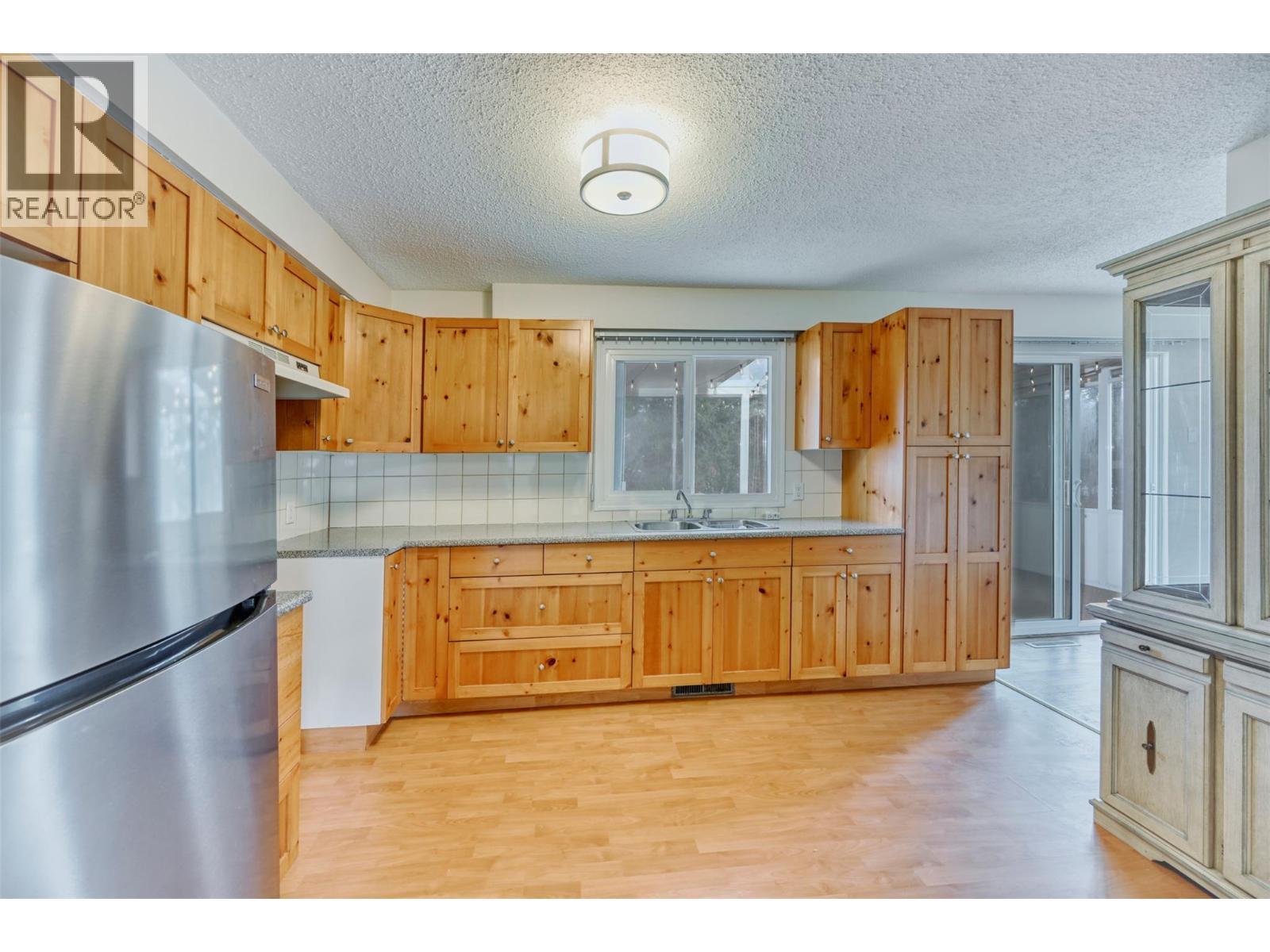 1415 91 Street. Osoyoos, British Columbia