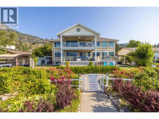4244 Beach Avenue. Peachland, British Columbia