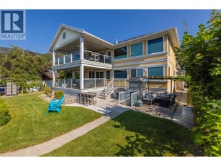 4244 Beach Avenue. Peachland, British Columbia