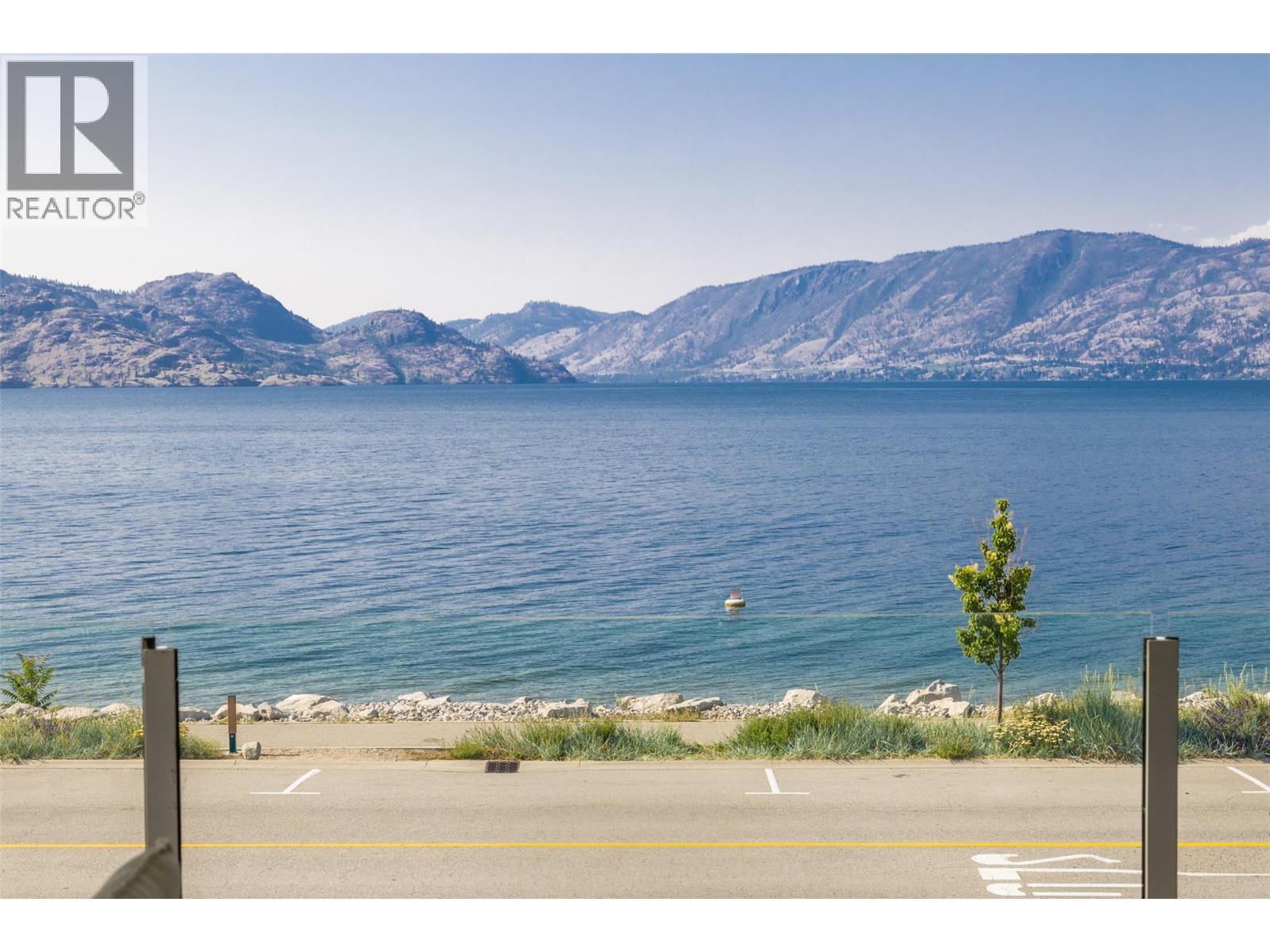 4244 Beach Avenue. Peachland, British Columbia