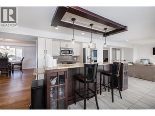 4244 Beach Avenue. Peachland, British Columbia